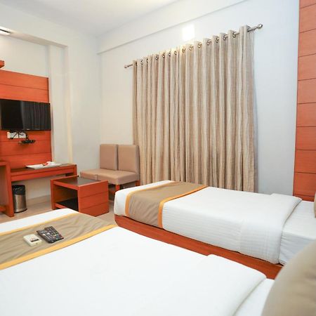 Zaith Residency Near Us Consulate & Apollo Hospitals Hotel Ченай Екстериор снимка