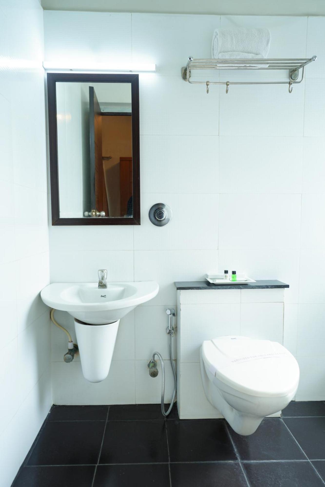 Zaith Residency Near Us Consulate & Apollo Hospitals Hotel Ченай Екстериор снимка
