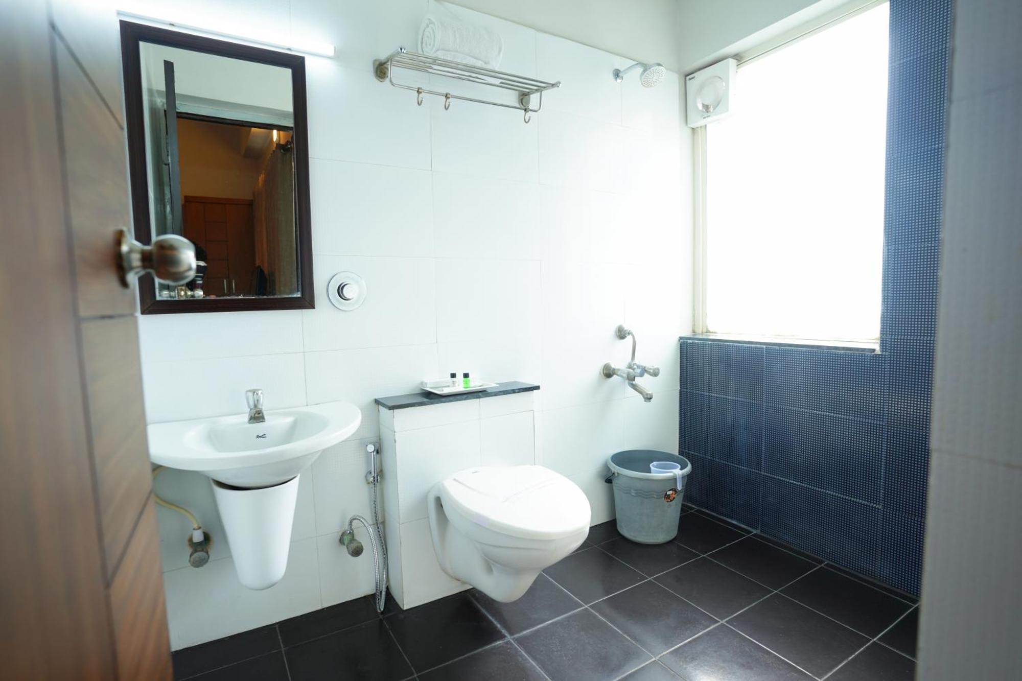 Zaith Residency Near Us Consulate & Apollo Hospitals Hotel Ченай Екстериор снимка
